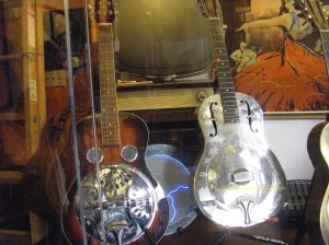 Standing back a few feet .. I could see the antique tv and the flamenco dancer (painting)